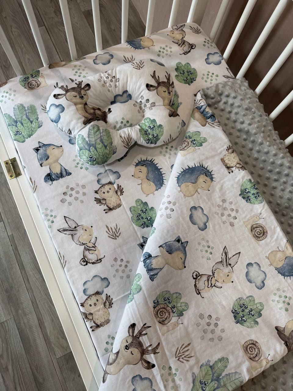 Комплект постельного белья Манюня Зверята из бязи для кроватки 78x98 см Серый (П4К-am-manin-007)