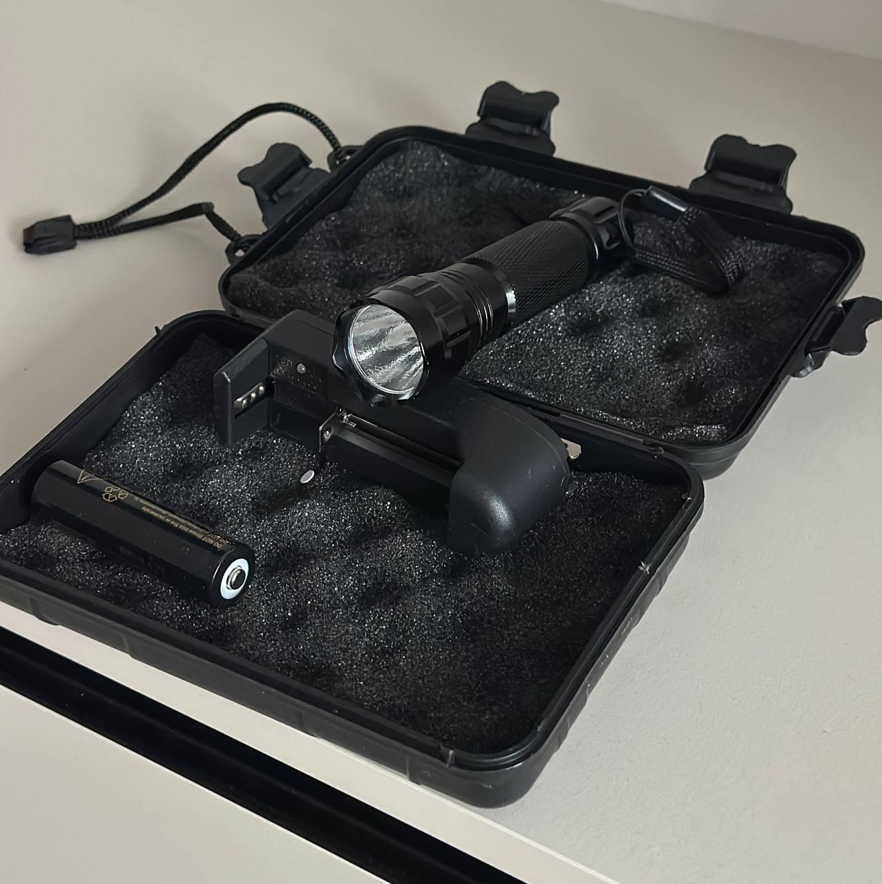 Ліхтар військовий із червоним світлом акумуляторний (29510836) - фото 12 Ліхтар військовий із червоним світлом акумуляторний (29510836) - фото 12