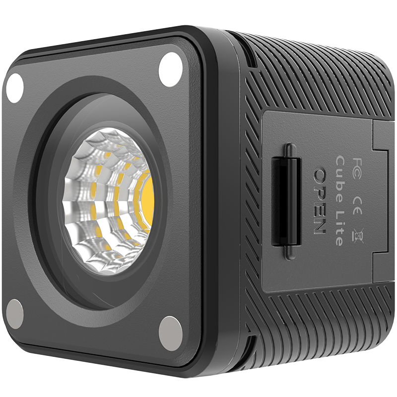 Видеосвет накамерный беспроводной Ulanzi Vijim L2 Waterproof Versatile LED light IP68 800 mAh Black (2172)