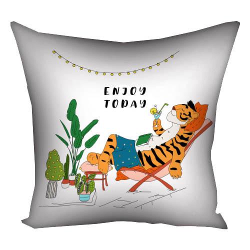 Подушка габардиновая с принтом Enjoy today 30x30 см (3P_22NG035) Подушка габардиновая с принтом Enjoy today 30x30 см (3P_22NG035)