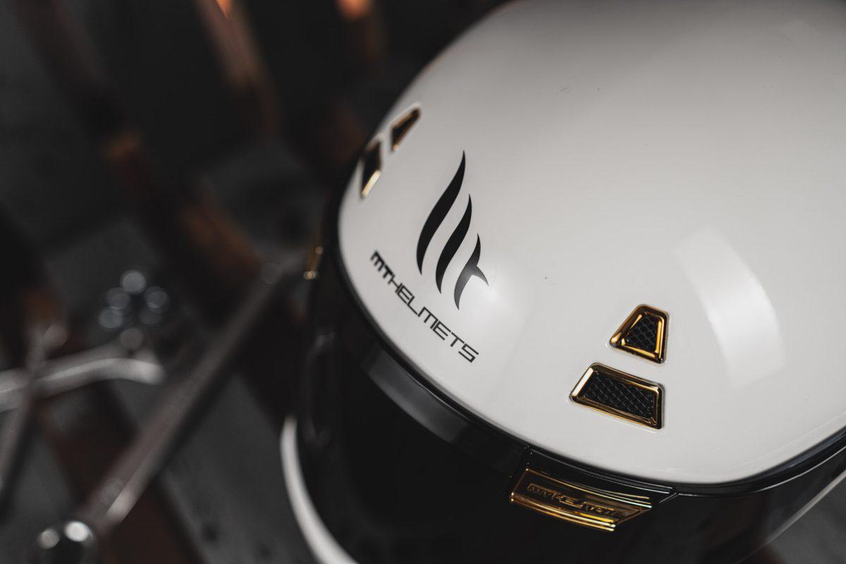 Мотошлем MT HELMETS Jarama Solid S Gloss White (25136) - фото 5