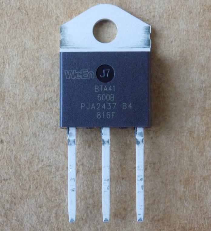 Симмистор BTA41-600B BTA41-600BQ 40A/600V/TOP3 (43520)