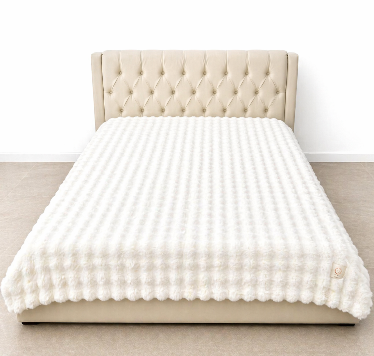 Покривало Кролик велюрове 2,2х2,40 м Молочний (2905499949)