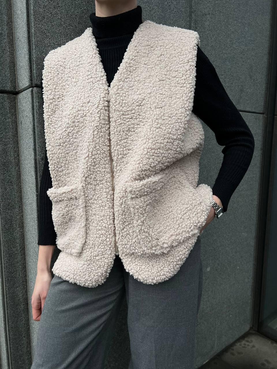 Жилетка женская меховая ZF Inspire Баранчик 1618 S-M Бежевый (1618-БЖ-S-M)