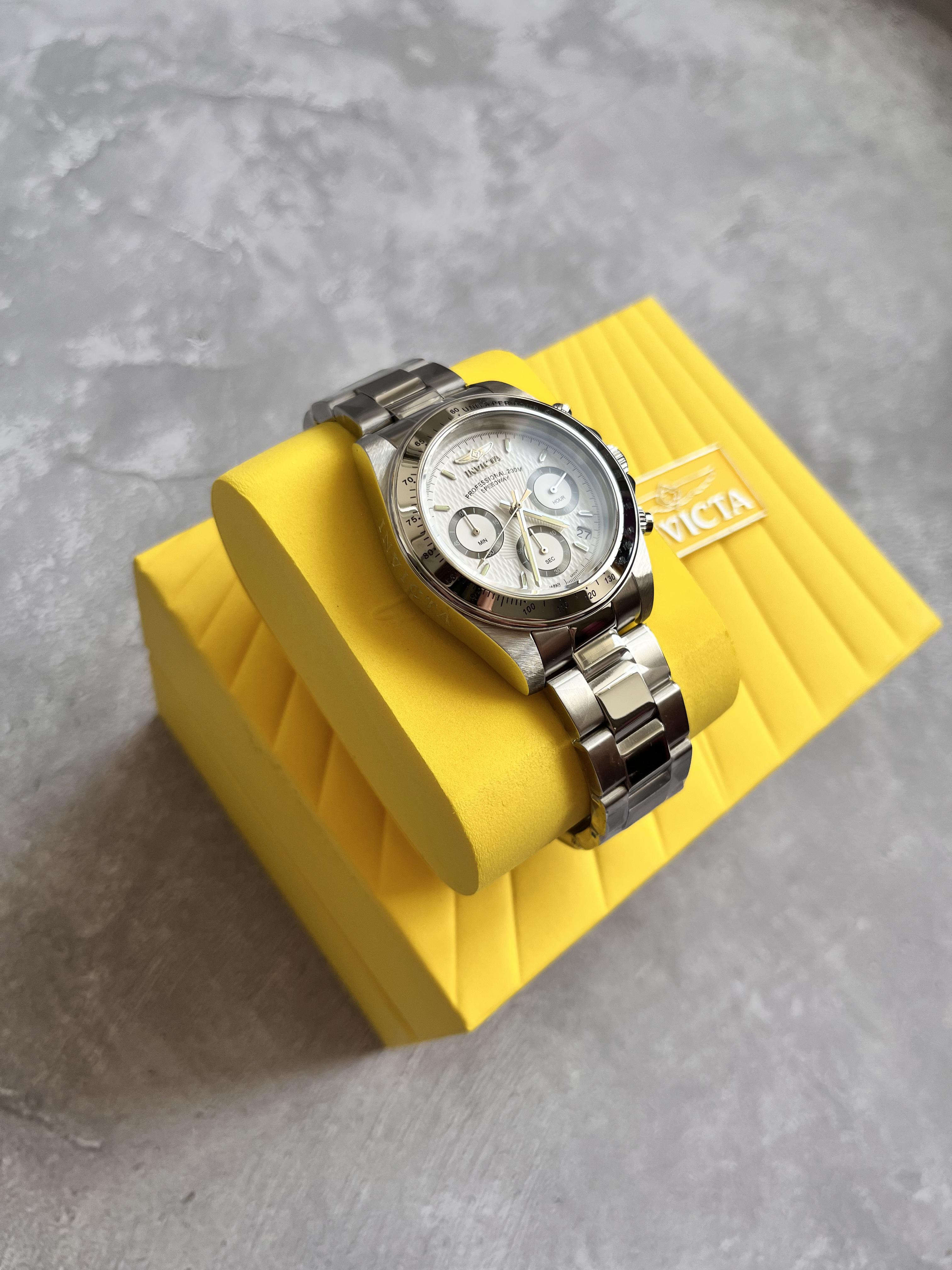 Годинник класичний Invicta 9211 speedway (12360356) - фото 6 Годинник класичний Invicta 9211 speedway (12360356) - фото 6