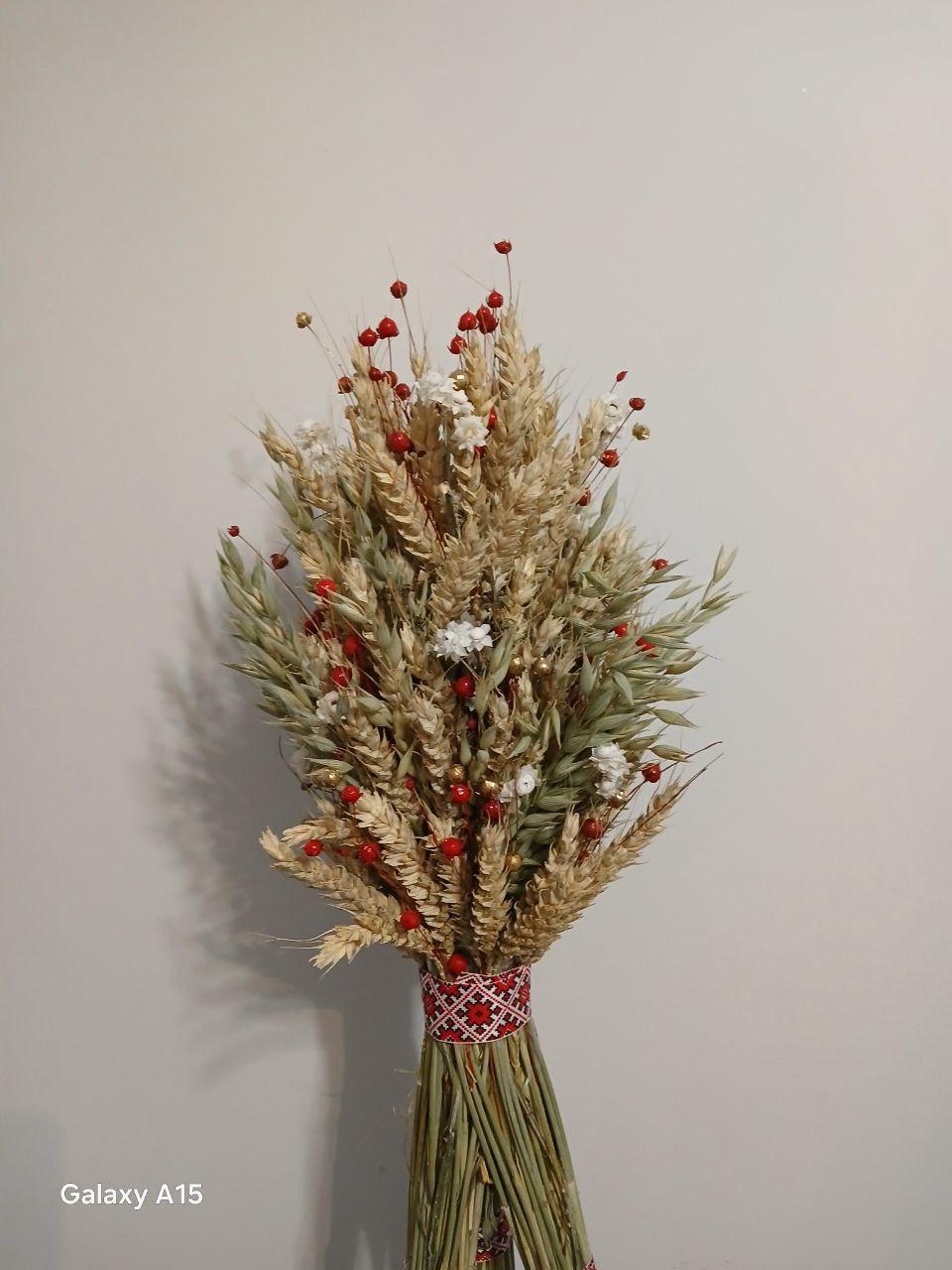 Дидух рождественский из колосья пшеницы/льна и овса на трех ножках 50-55 см с лентой вышиванкой Красный (2822762528) - фото 6 Дидух рождественский из колосья пшеницы/льна и овса на трех ножках 50-55 см с лентой вышиванкой Красный (2822762528) - фото 6