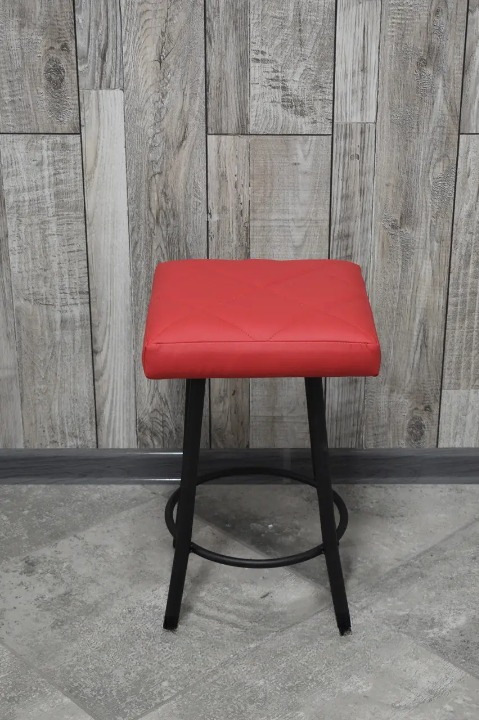 Табурет кухонний Tutty+ Ромб 30х30х45 см Червоний/Чорний (28374284)