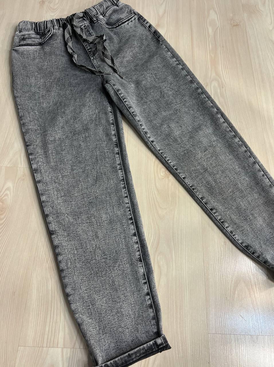 Джинси жіночі V&D 5011 МОМ jeans comfort резинка на талії стрейчеві полегшені р. 44 Світло-сірий (3736) - фото 8 Джинси жіночі V&D 5011 МОМ jeans comfort резинка на талії стрейчеві полегшені р. 44 Світло-сірий (3736) - фото 8