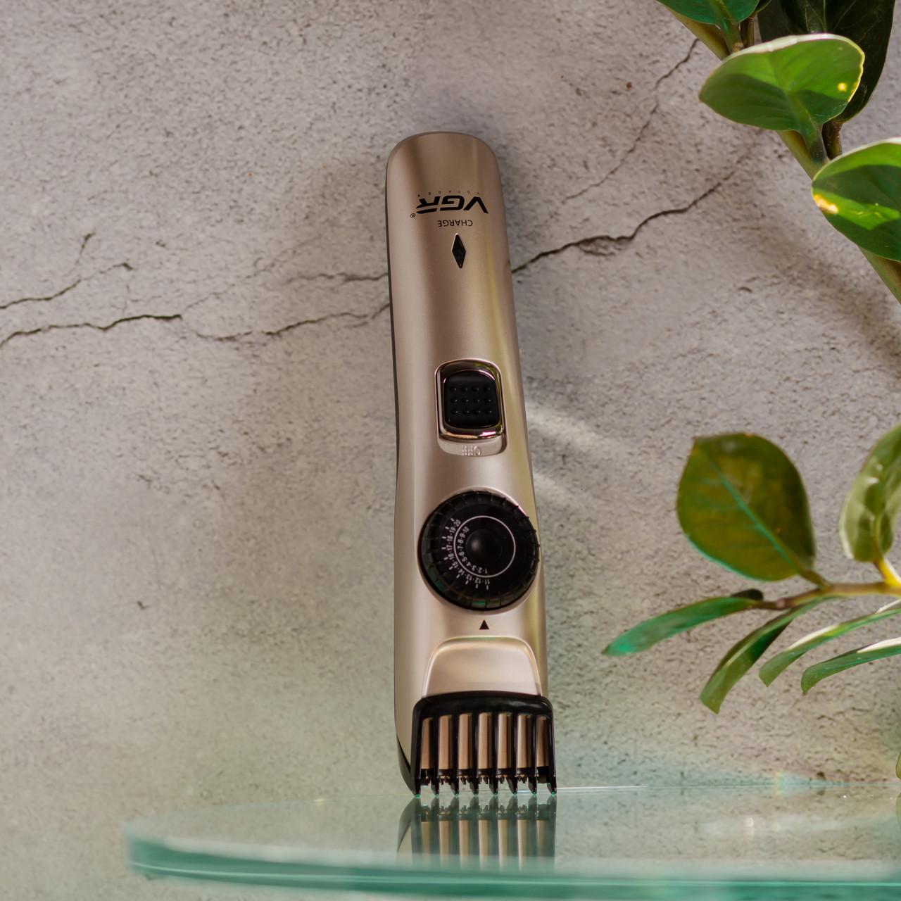 Машинка для стрижки волос и бороды VGR V-031 на аккумуляторе с насадками Золотистый (7356) - фото 17 Машинка для стрижки волос и бороды VGR V-031 на аккумуляторе с насадками Золотистый (7356) - фото 17