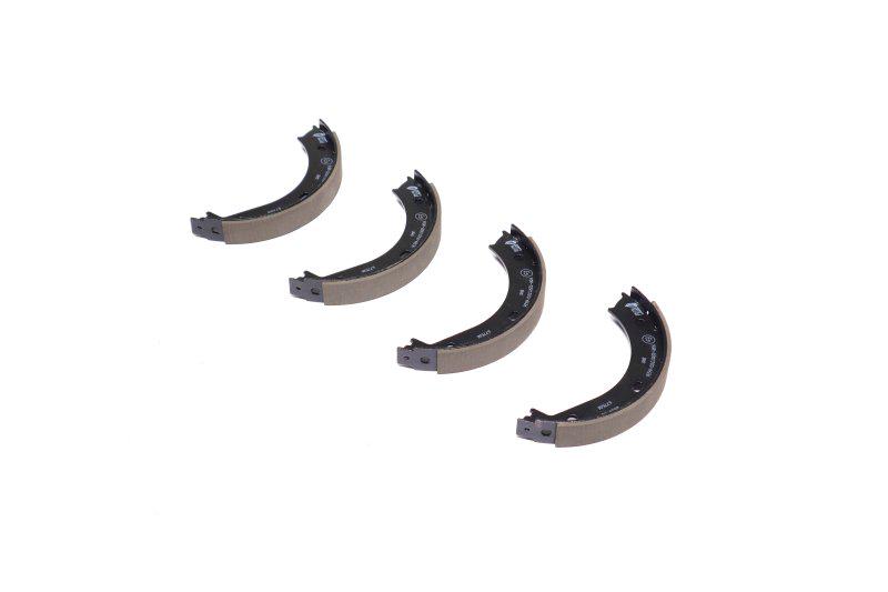 Колодки тормозные REMSA 4404.00 BMW 5 series e28 81-87 5 series e34 задние Колодки тормозные REMSA 4404.00 BMW 5 series e28 81-87 5 series e34 задние