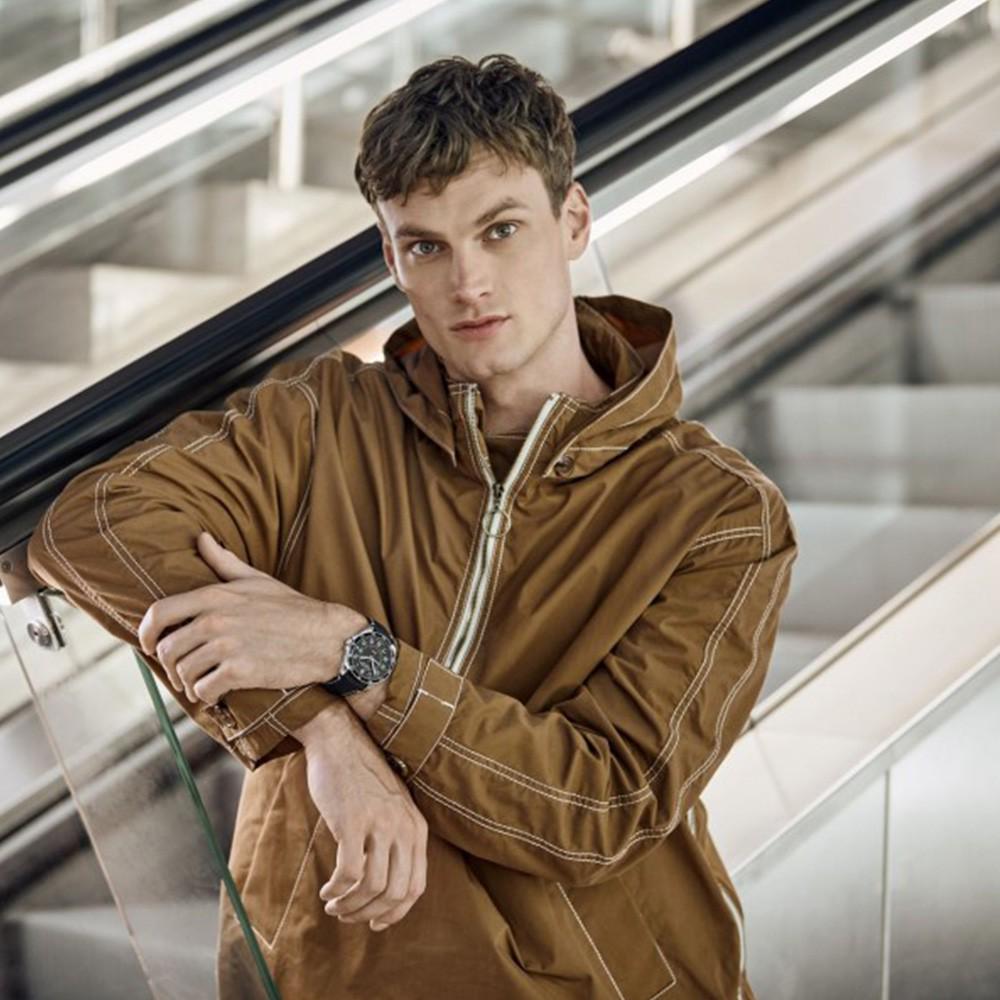 Наручний годинник чоловічий Victorinox Swiss Army Fieldforce Gmt кварцевий Silver (V241895) - фото 5 Наручний годинник чоловічий Victorinox Swiss Army Fieldforce Gmt кварцевий Silver (V241895) - фото 5