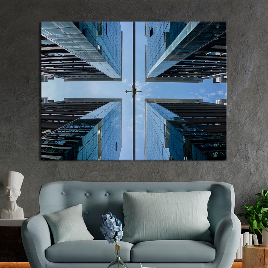 Настенний декор Самолёт в центре симметрии стеклянных небоскрёбов 71x51 см (A716-2)