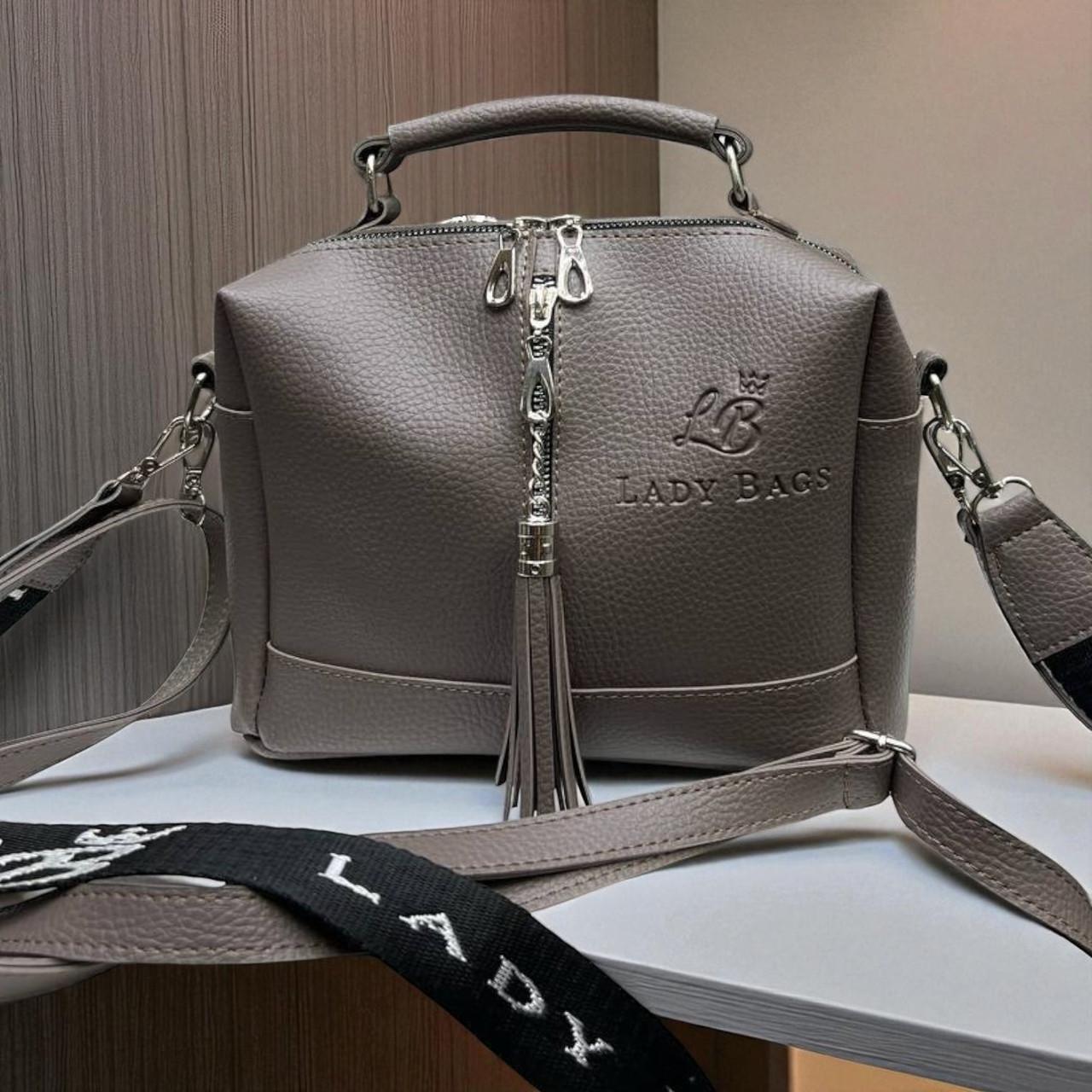 Сумка кросс боди через плечо из экокожи женская вместительная с широким ремнем Капучино - фото 1 Сумка кросс боди через плечо из экокожи женская вместительная с широким ремнем Капучино - фото 1