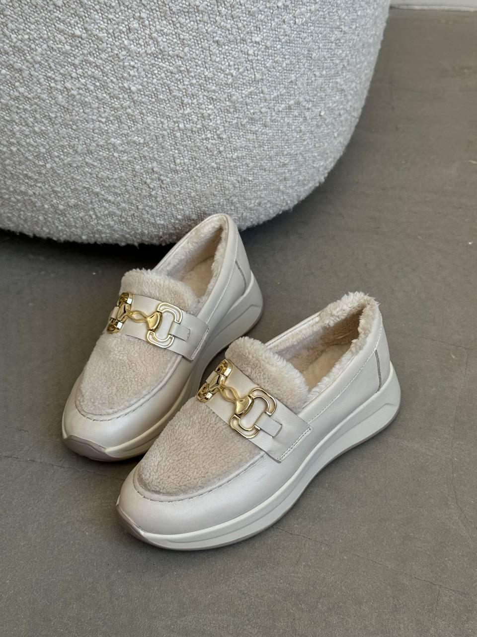 Лофери на хутрі жіночі Maya Shoes р. 38 Молочний (3007/1)