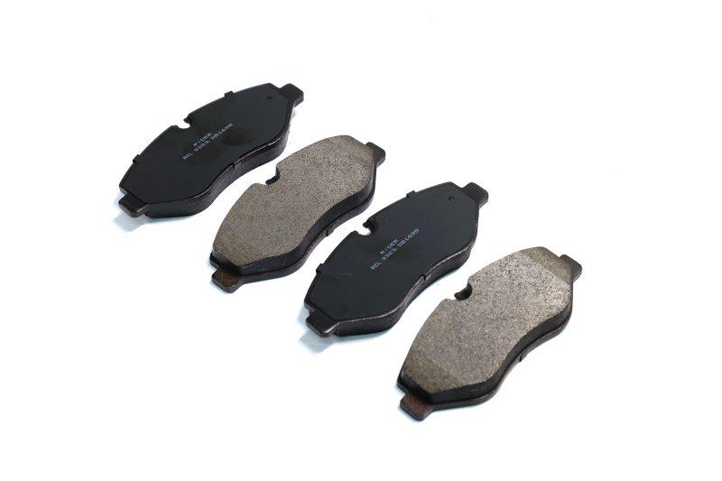 Тормозные колодки дисковые передние Mercedes Sprinter vito Volkswagen Crafter 06- RIDER RD 3323 DB1698 (RD.3323.DB1698 RIDER)