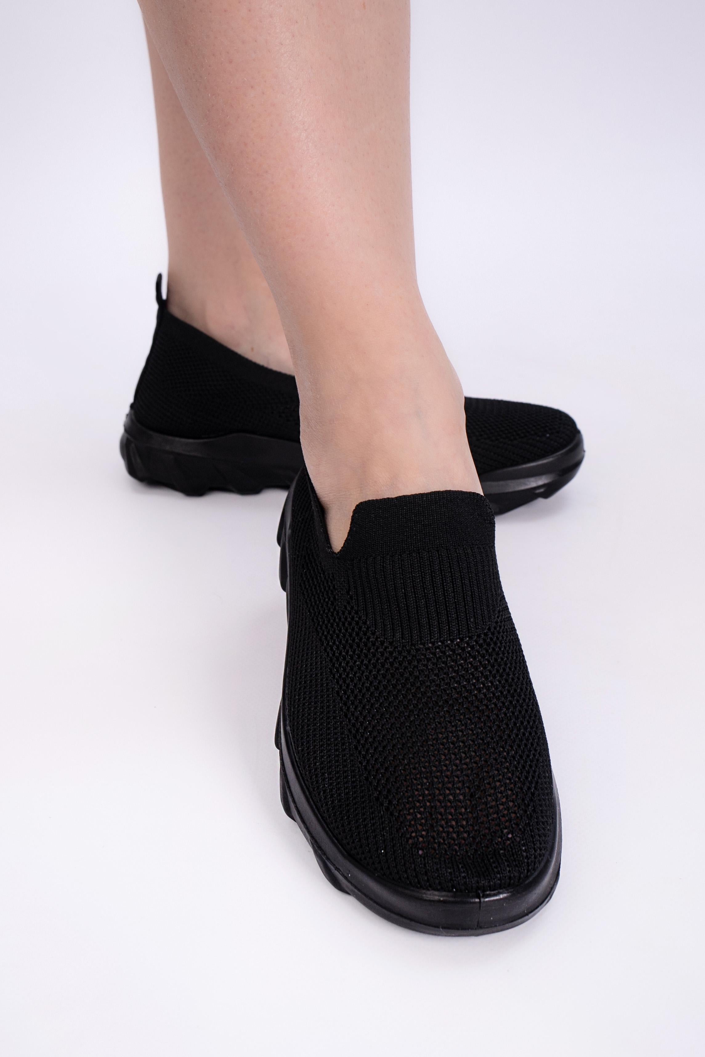 Слипоны женские Fashion 350966 р. 40 Черный