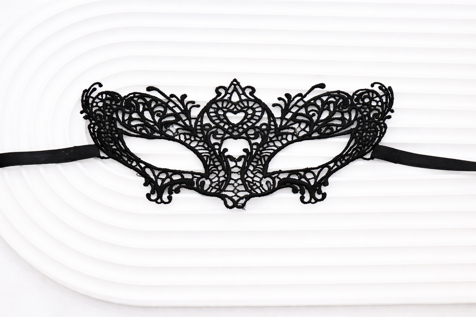 Маска карнавальная кружевная с узором One size Черный (99772)