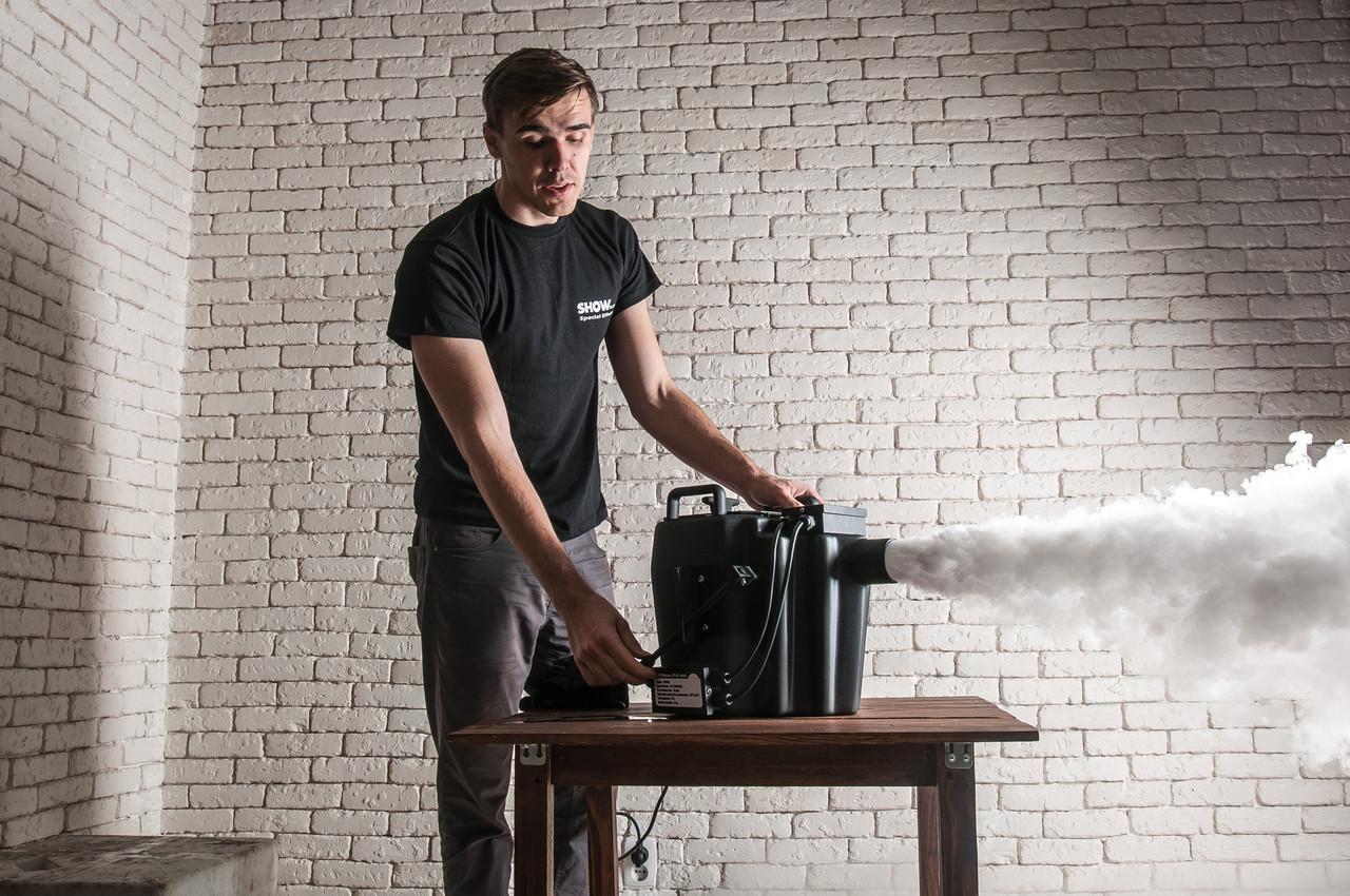 Генератор тяжелого дыма SHOWplus LF-01 Mini 2200W (399608424) - фото 7 Генератор тяжелого дыма SHOWplus LF-01 Mini 2200W (399608424) - фото 7