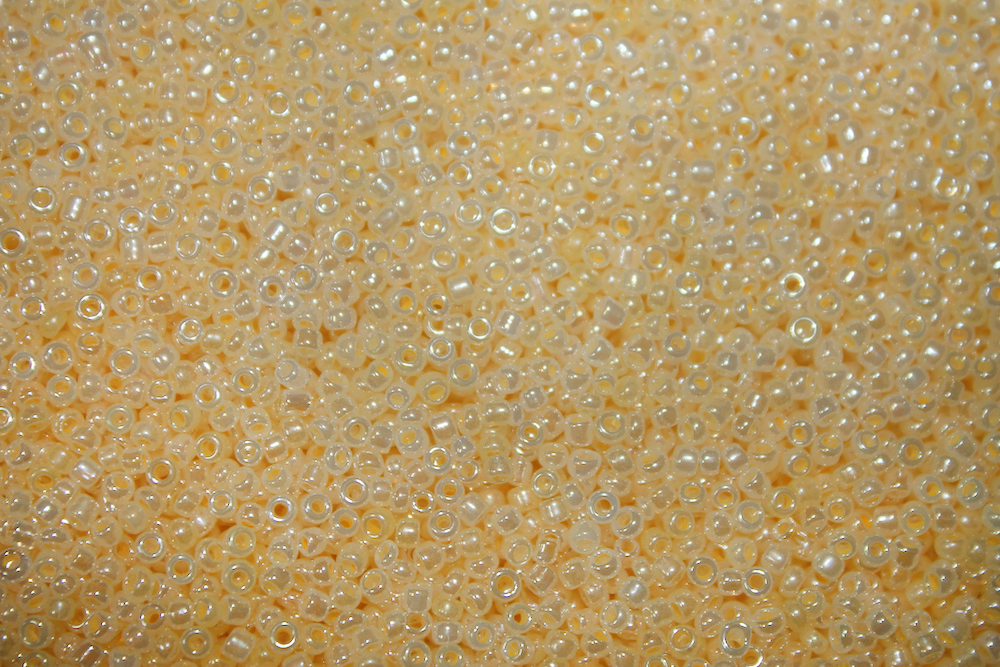 Бісер калібрований Чеський 25 г 12/0 147 (47115)