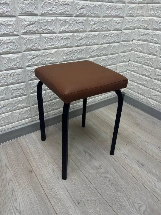 Табурет кухонний Tutty 30х30х45 см Коричневий/Чорний (28374306)