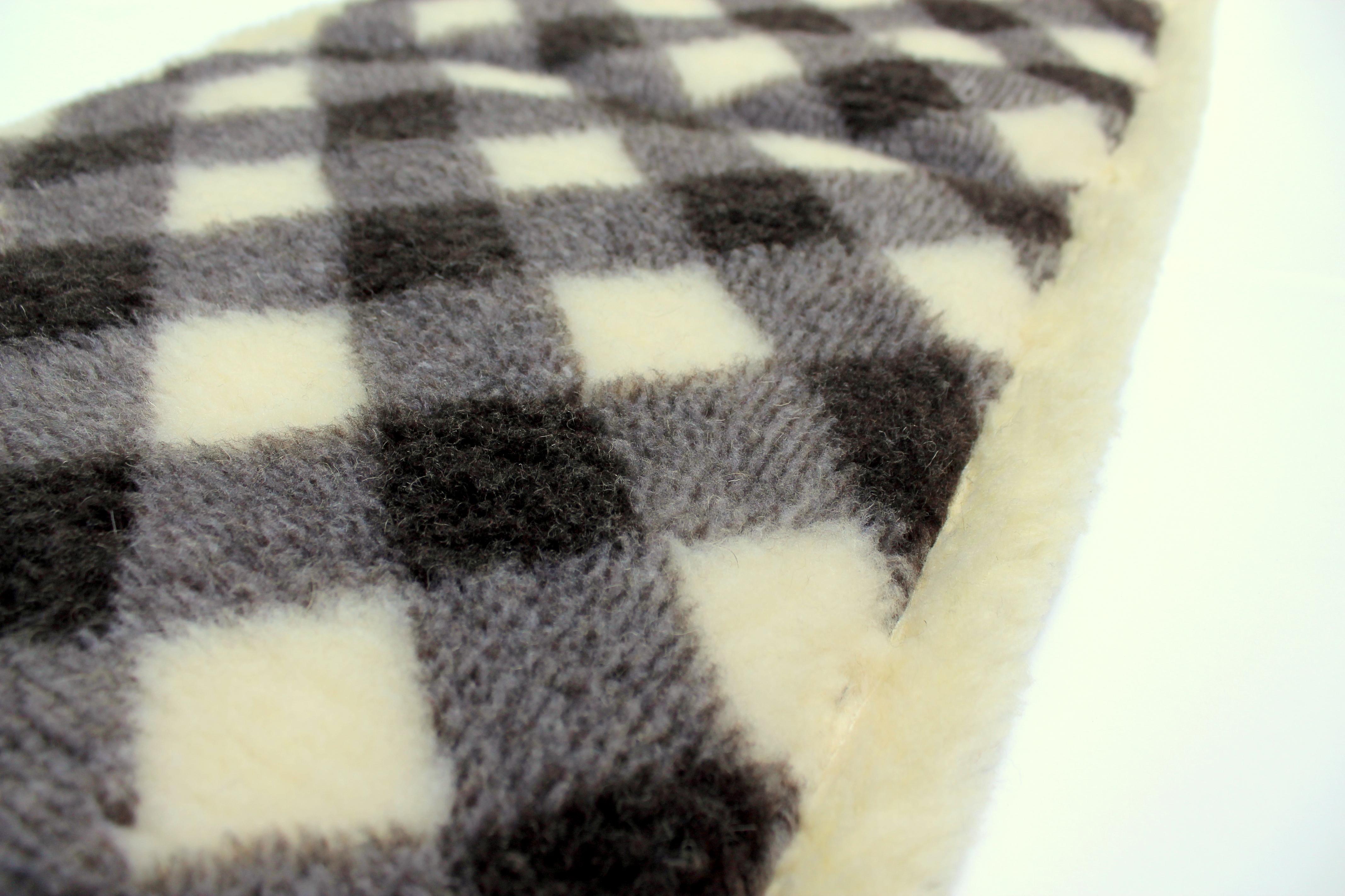 Накидки на сиденье автомобиля из овчины Sheepskin эко-шерсть Ромбики 2 шт. Желто-Серый (427) - фото 7 Накидки на сиденье автомобиля из овчины Sheepskin эко-шерсть Ромбики 2 шт. Желто-Серый (427) - фото 7