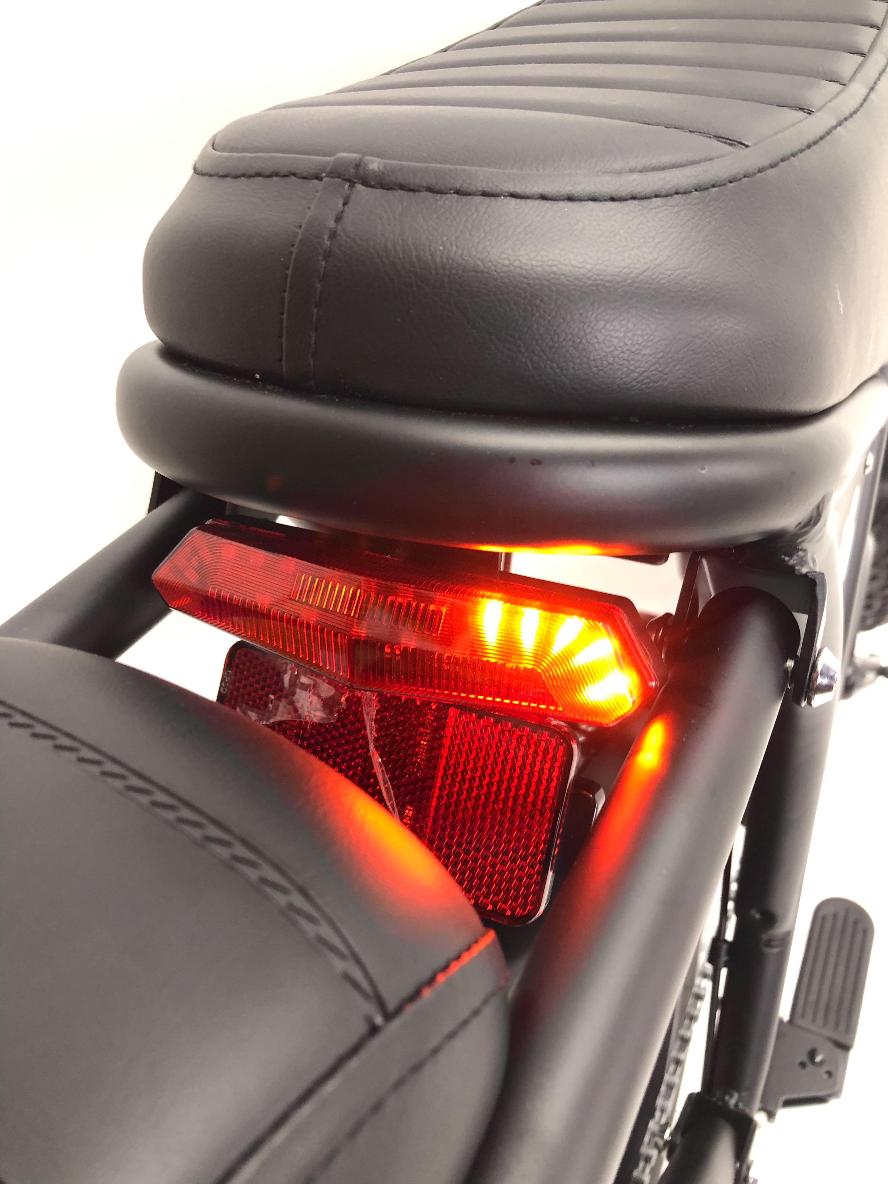 Электровелосипед складной Maraton Cruzzer V8 20" 48V 750W 15Ah - фото 16 Электровелосипед складной Maraton Cruzzer V8 20" 48V 750W 15Ah - фото 16