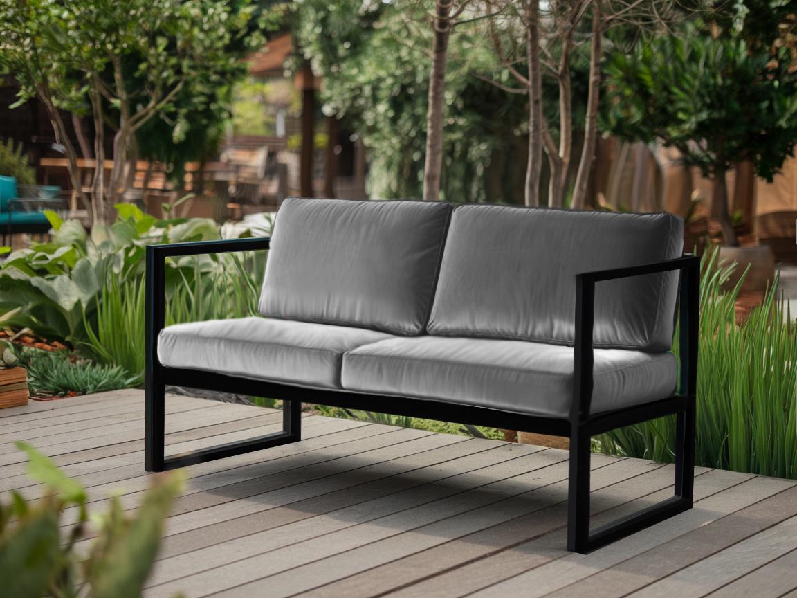 Диван металлический Tobi Sho Лофт Стейт DV1 с подлокотниками и мягкими подушками 750х1300х700 мм велюр 29/Светло-серый - фото 1 Диван металлический Tobi Sho Лофт Стейт DV1 с подлокотниками и мягкими подушками 750х1300х700 мм велюр 29/Светло-серый - фото 1