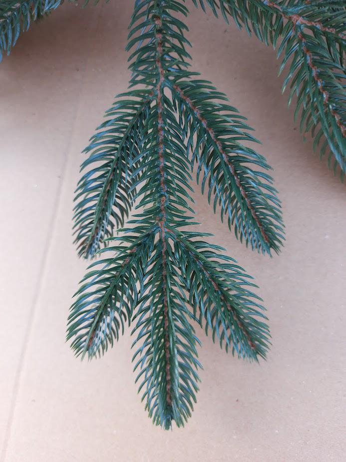 Штучна ялинка Швейцарська 1,50 м 15 рядів з підставкою Зелений (YLN3317) - фото 4 Штучна ялинка Швейцарська 1,50 м 15 рядів з підставкою Зелений (YLN3317) - фото 4