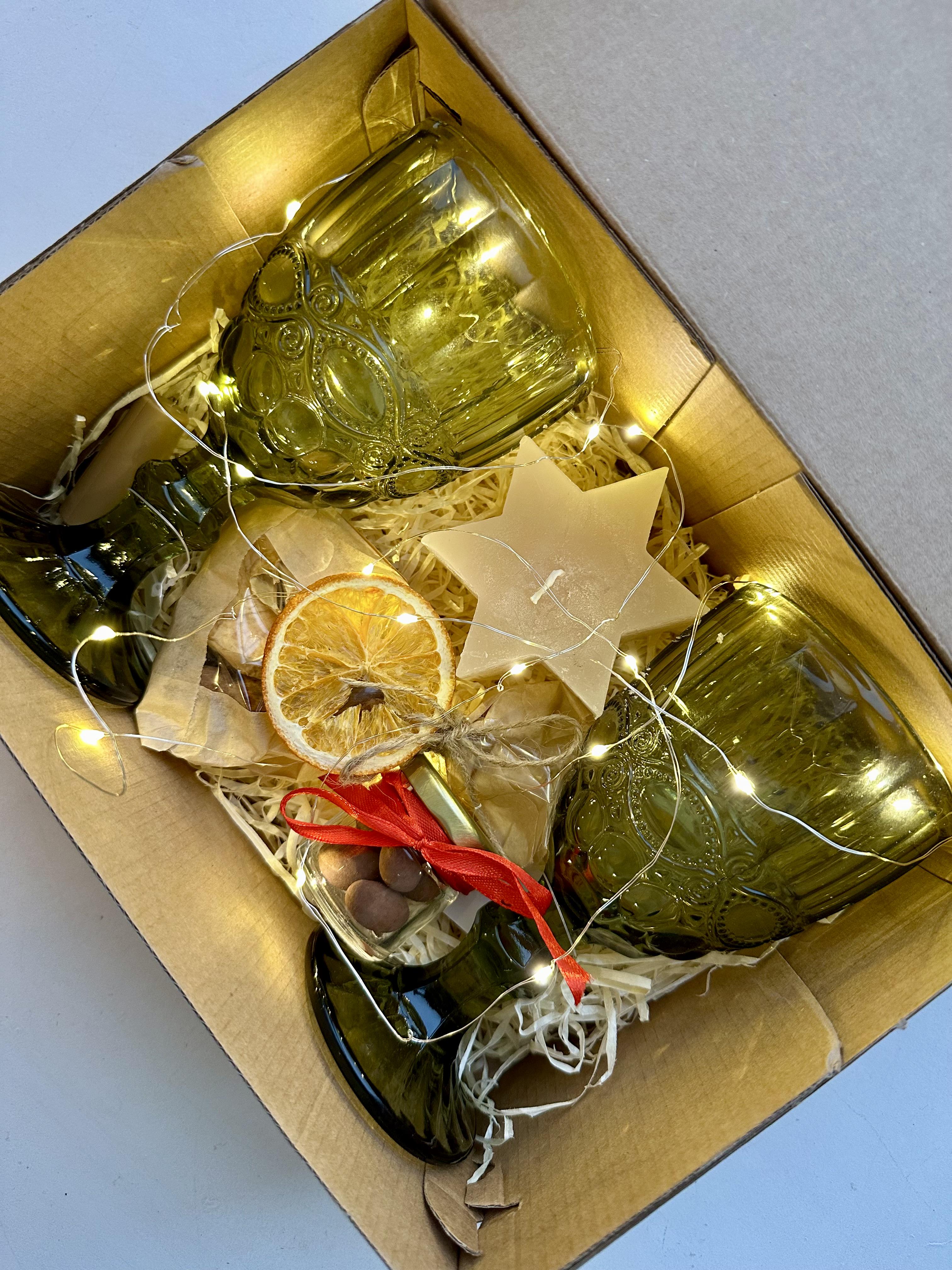 Набір новорічний для романтичного глінтвейну зі смаколиками (13532508) - фото 9 Набір новорічний для романтичного глінтвейну зі смаколиками (13532508) - фото 9