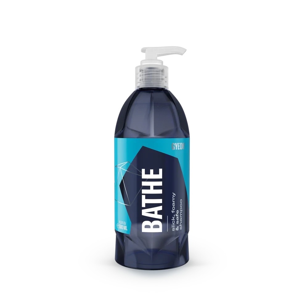 Шампунь для ручной мойки кузова авто Gyeon Q²M Bathe 500 мл