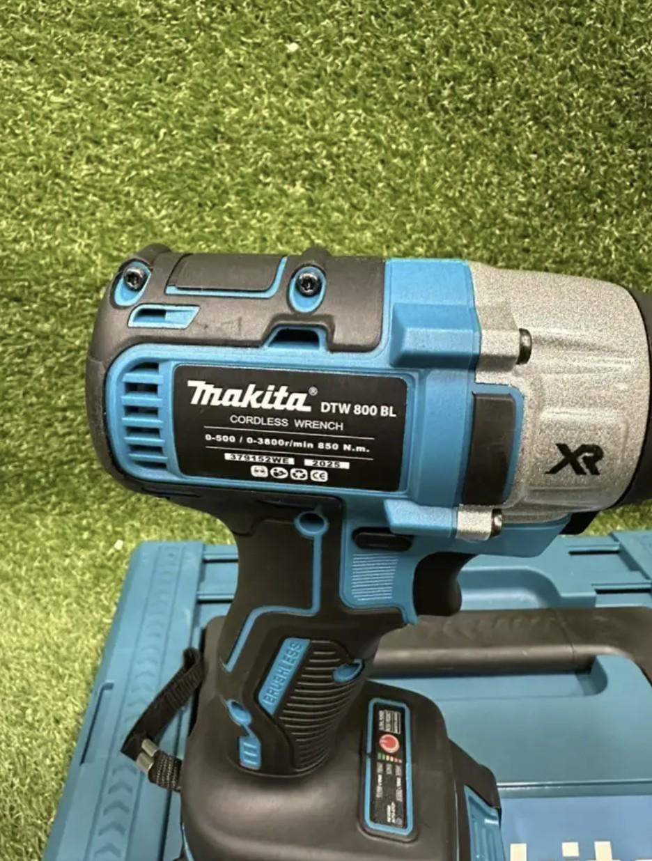 Аккумуляторный комплект DTW800+DGA508ZPRO безщеточный 48 V/6Ah 850 Нм Черно-синий - фото 7 Аккумуляторный комплект DTW800+DGA508ZPRO безщеточный 48 V/6Ah 850 Нм Черно-синий - фото 7