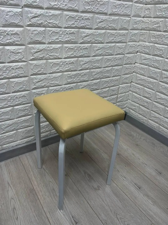 Табурет кухонний Tutty 30х30х45 см Бежевий/Сірий