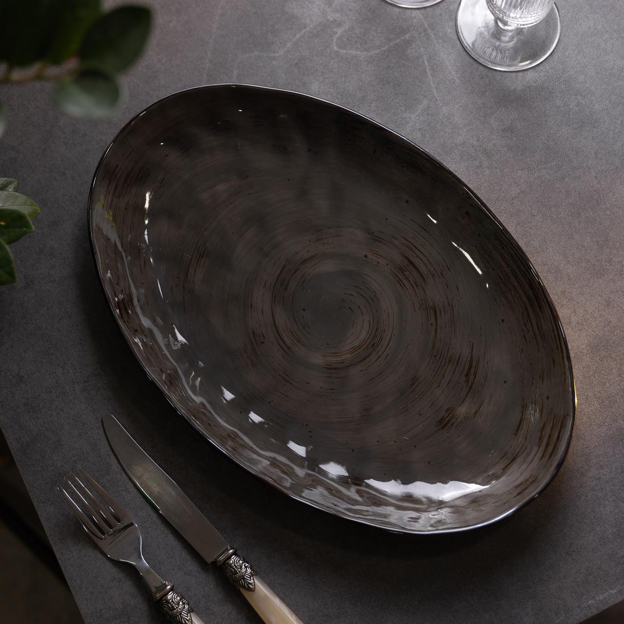 Тарелка фарфоровая плоская овальная 35х23,5 см (HP23392) Тарелка фарфоровая плоская овальная 35х23,5 см (HP23392)