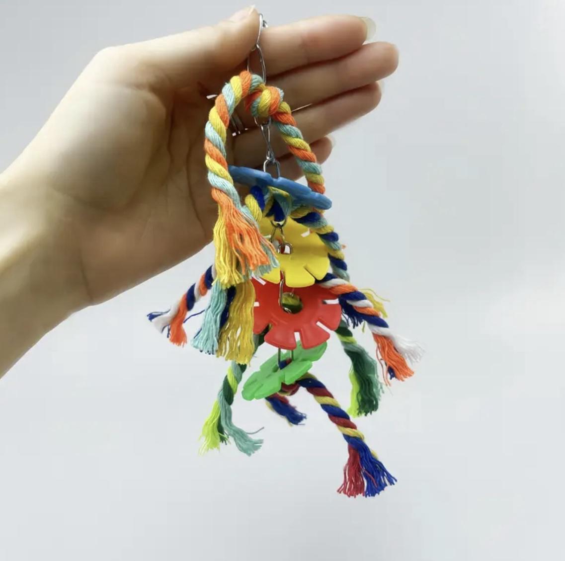 Іграшка плетена для папуг 2 шт. Різнокольоровий (345434534) - фото 8 Іграшка плетена для папуг 2 шт. Різнокольоровий (345434534) - фото 8