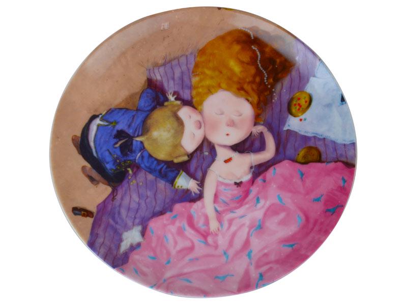 Набор из 2-х фарфоровых тарелок Light House Поцелуй в щечку 20 см (924-333)