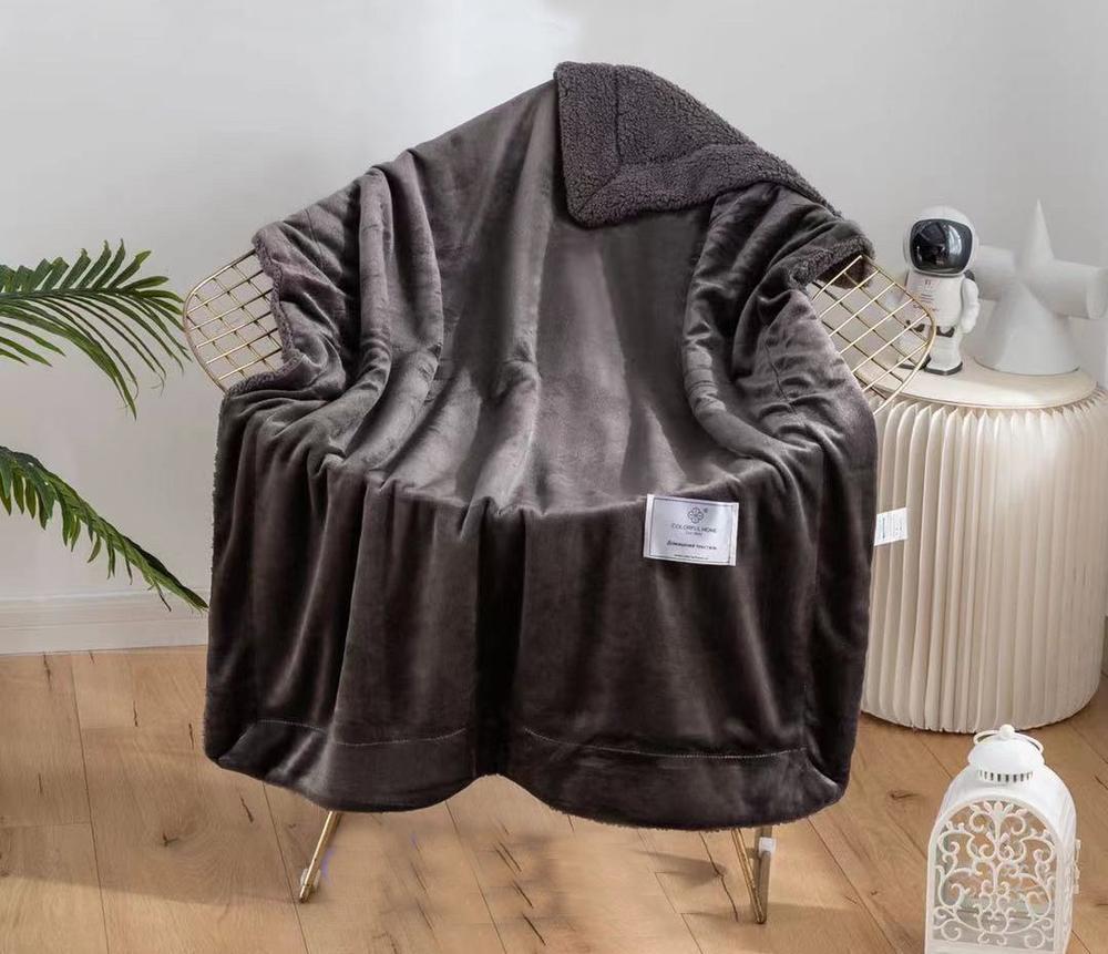 Плед детский Cotton home 100х140 см двусторонний овчина/микрофибра 1057-1 Графитовый (DR0140 см66)
