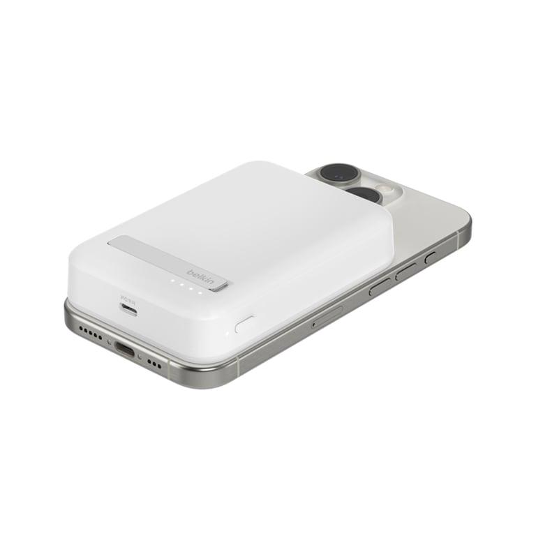 Повербанк Belkin BoostCharge Pro 10K 10000 mAh 15W White (BPD008BTWH) - фото 4 Повербанк Belkin BoostCharge Pro 10K 10000 mAh 15W White (BPD008BTWH) - фото 4