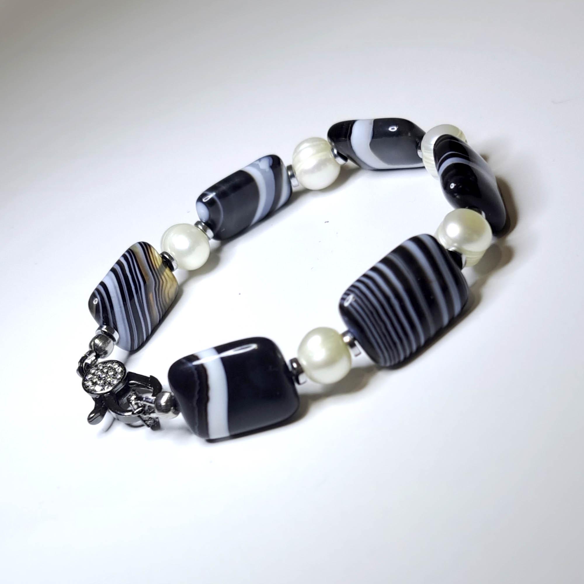 Браслет DARSANA Есенияз натуральных камней агат/жемчуг (DRSU501203)