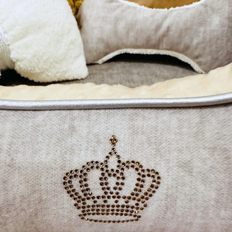 Лежанка для собак Amore mio Cane Брідж Boutique до 8 кг 70х50х23 см (DB-0073) - фото 3 Лежанка для собак Amore mio Cane Брідж Boutique до 8 кг 70х50х23 см (DB-0073) - фото 3