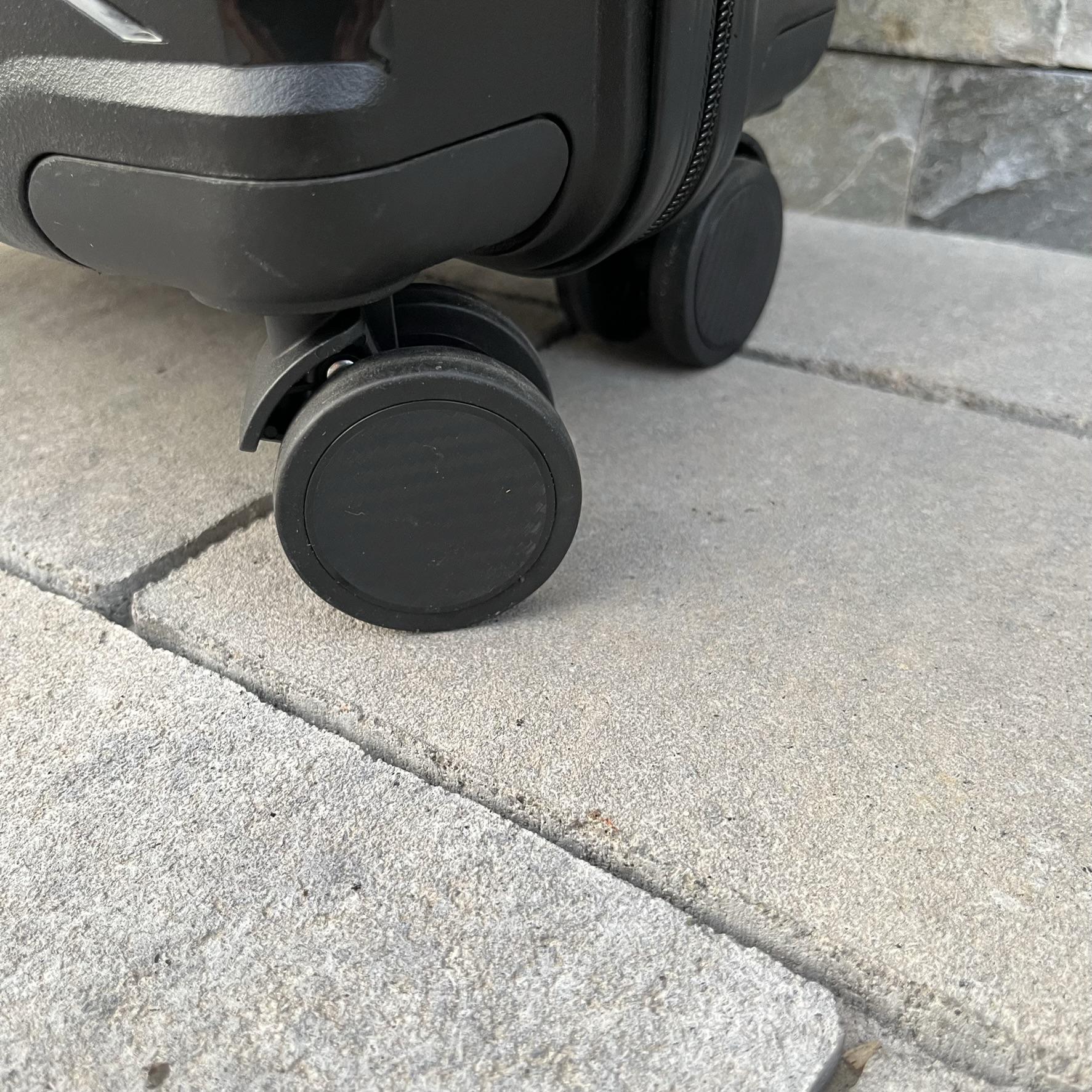 Валіза дорожня мала з поліпропілену Wings DQ181-04 S Чорний - фото 5 Валіза дорожня мала з поліпропілену Wings DQ181-04 S Чорний - фото 5