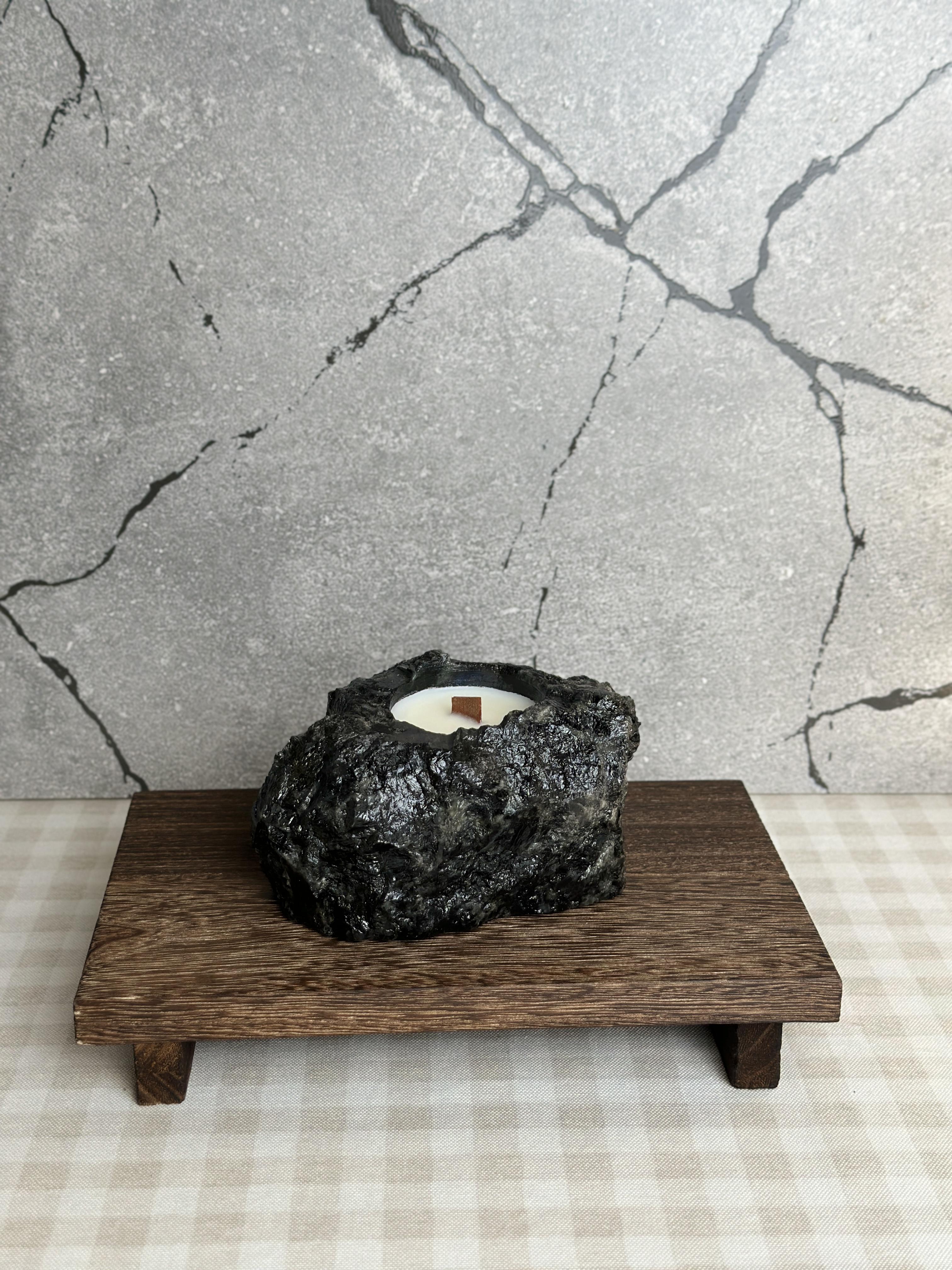 Аромасвечка М из натурального камня лабрадорит Spices & Cinnamon