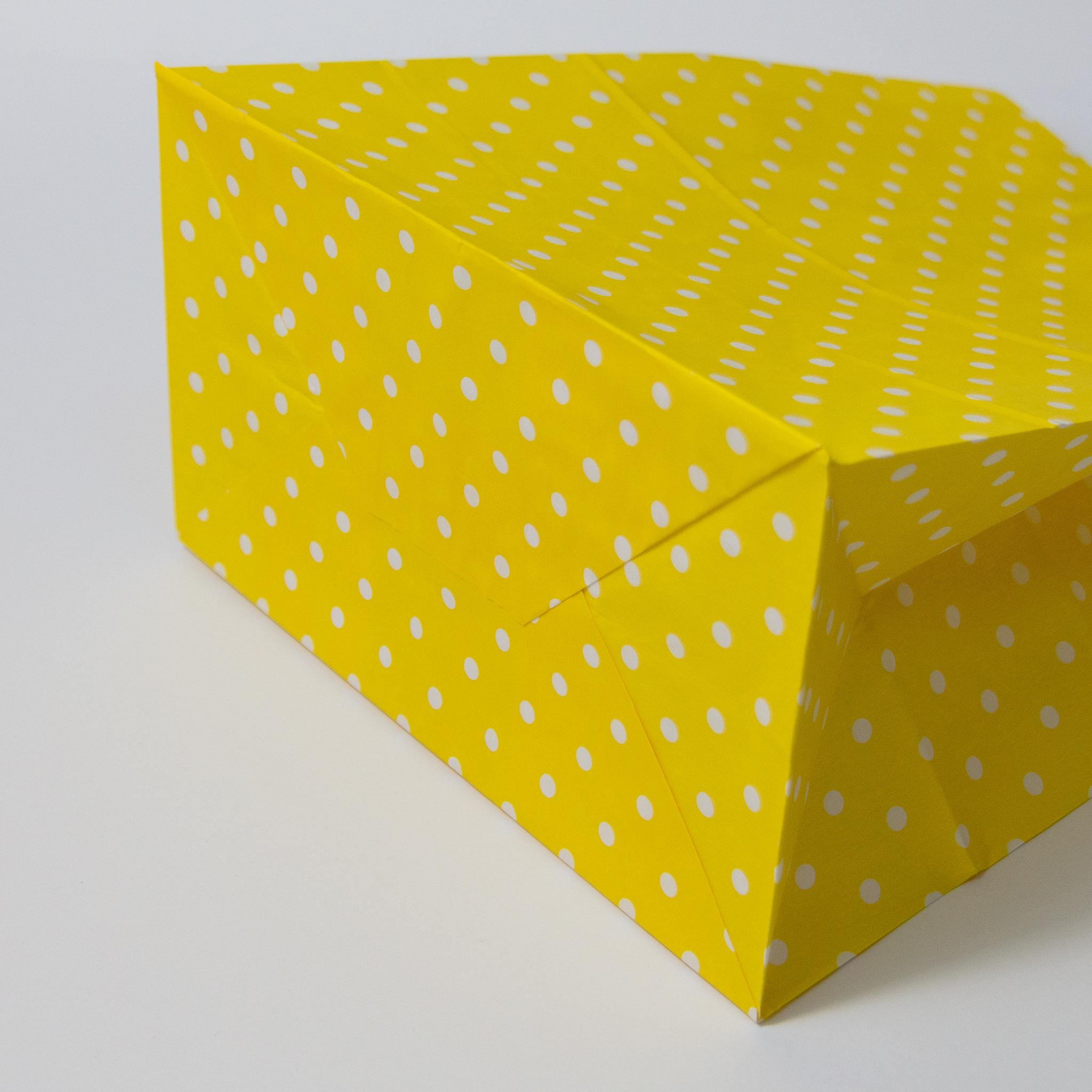 Пакет бумажный с витыми ручками 260х150х350 мм 30 шт. Жёлтый - фото 7 Пакет бумажный с витыми ручками 260х150х350 мм 30 шт. Жёлтый - фото 7