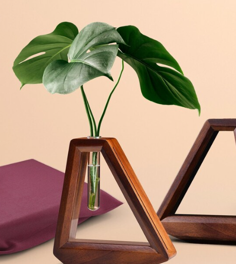 Ваза для квітки у дерев'яній підставці 20х19х4 см (l1)