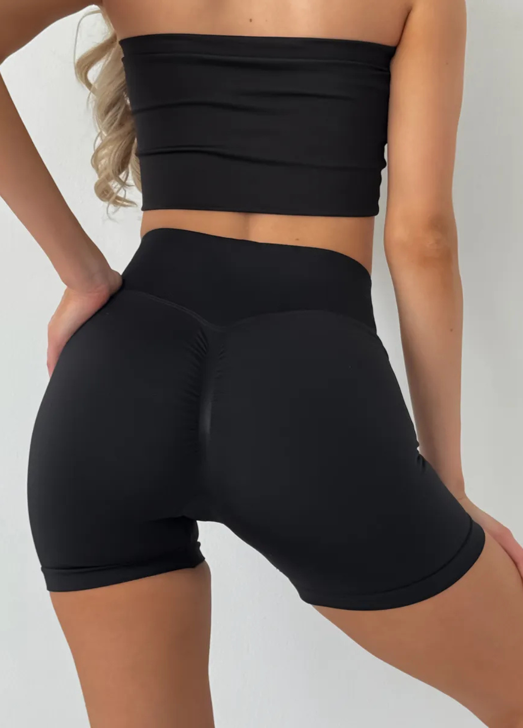 Велосипедки женские с пуш ап эффектом для тренировок короткие повседневные M Черный (70159/M)