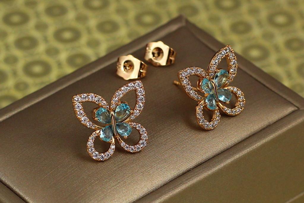 Сережки гвоздики Xuping Jewelry Метелик з блакитним каменем 1,6 см Золотистий (2265187063)