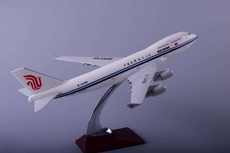 Колекційна модель літака Shantou Tongde Boeing 747 Air China 47 см