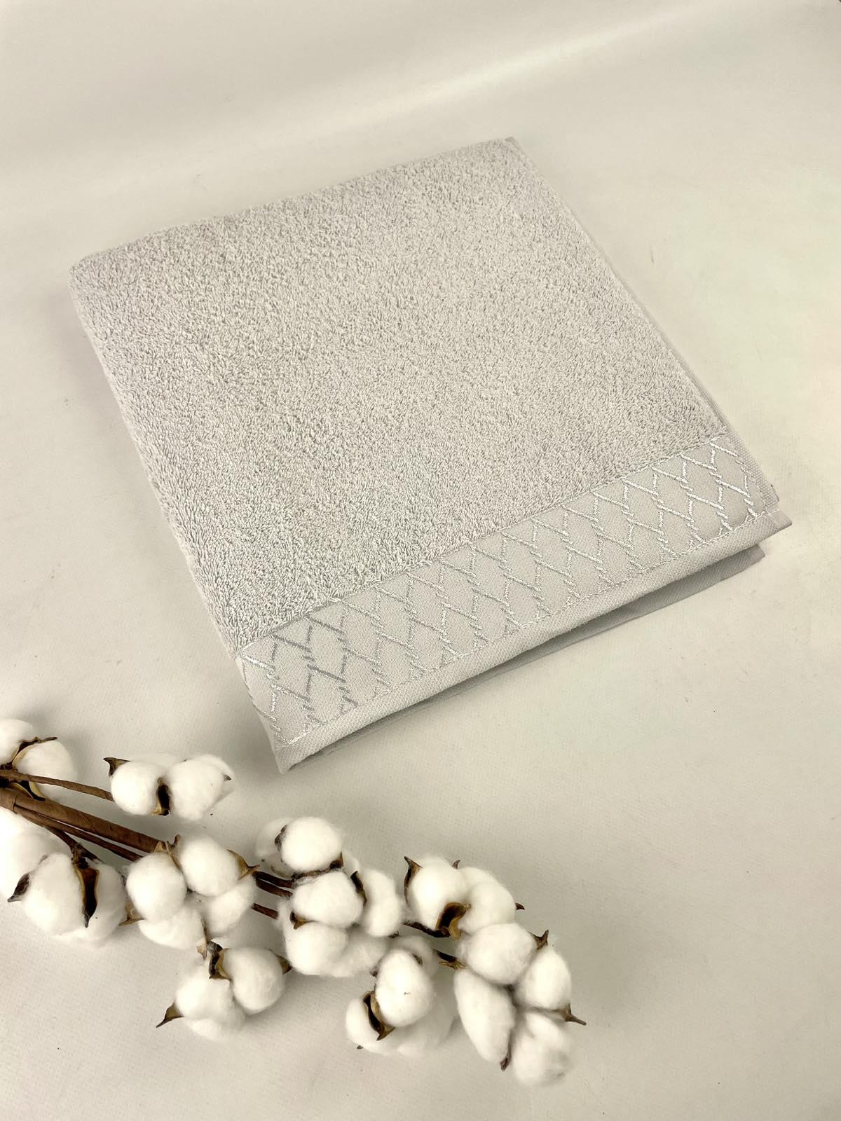 Рушник AE Zefir 70х140 см Світло-сірий (CN37535) - фото 1 Рушник AE Zefir 70х140 см Світло-сірий (CN37535) - фото 1