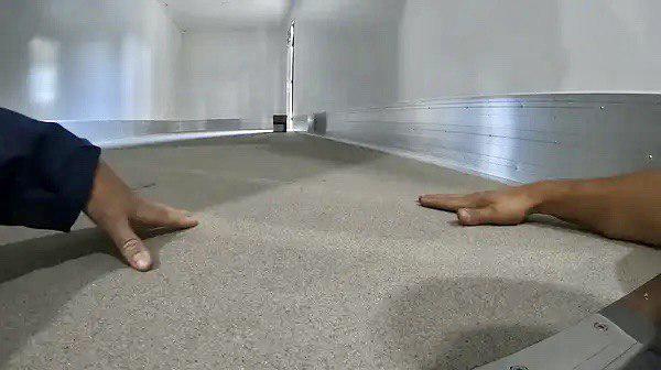 Епоксидна наливна підлога Plastall для будки вантажного автомобіля 10 кг Сірий (27507057) - фото 5 Епоксидна наливна підлога Plastall для будки вантажного автомобіля 10 кг Сірий (27507057) - фото 5