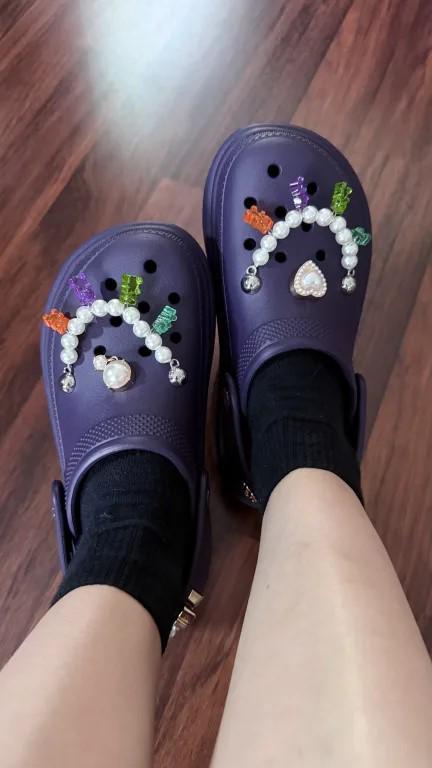 Сабо Crocs Stomp р. 39-40 Dark Iris (24088844) - фото 10 Сабо Crocs Stomp р. 39-40 Dark Iris (24088844) - фото 10