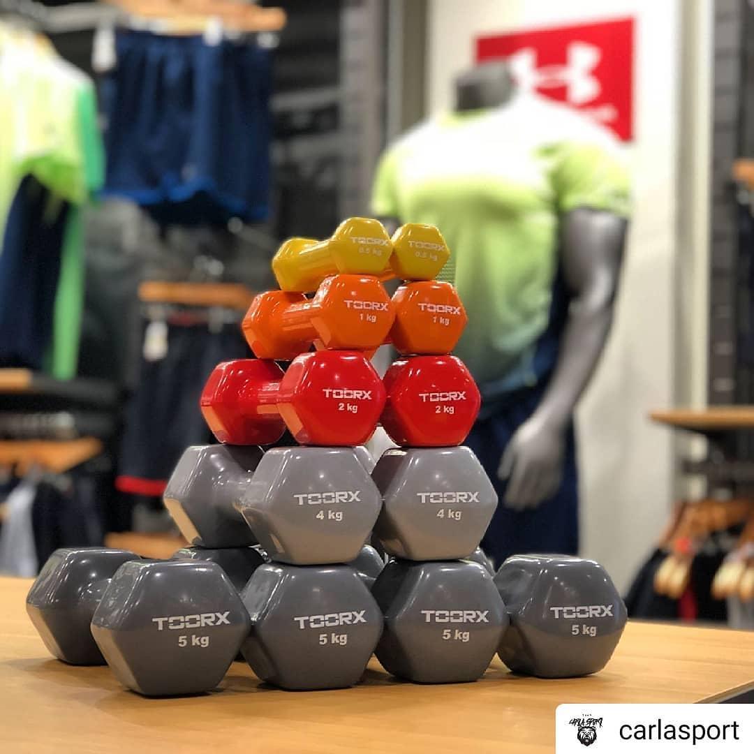 Гантель для фітнесу Toorx Vinyl 6 кг (MV-6) - фото 4 Гантель для фітнесу Toorx Vinyl 6 кг (MV-6) - фото 4